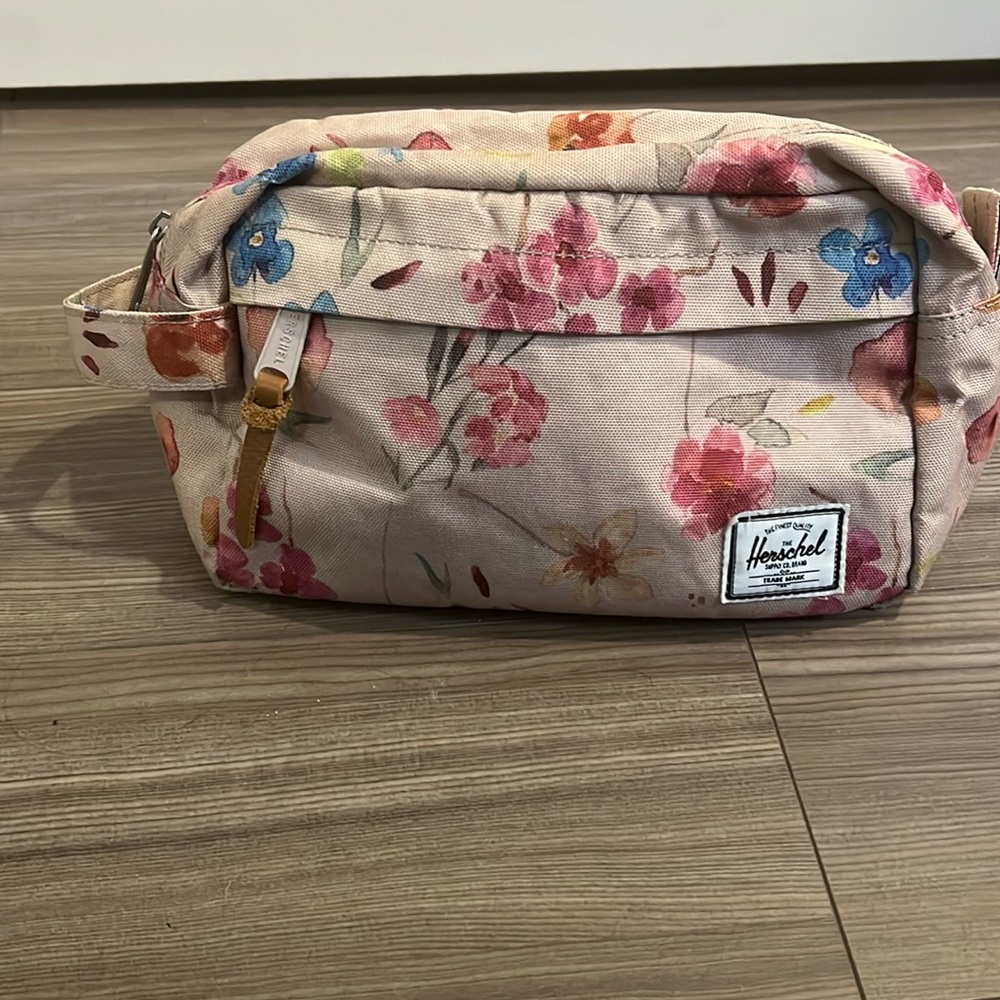 Herschel Cosmetics Bag